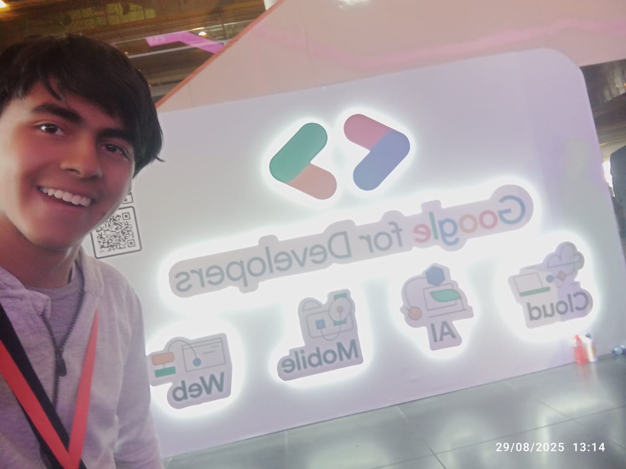 Alejandro at Google Gofest